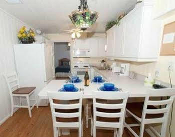 Anna Maria Beach Cottages Anna Maria Island Extérieur photo