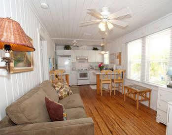 Anna Maria Beach Cottages Anna Maria Island Extérieur photo